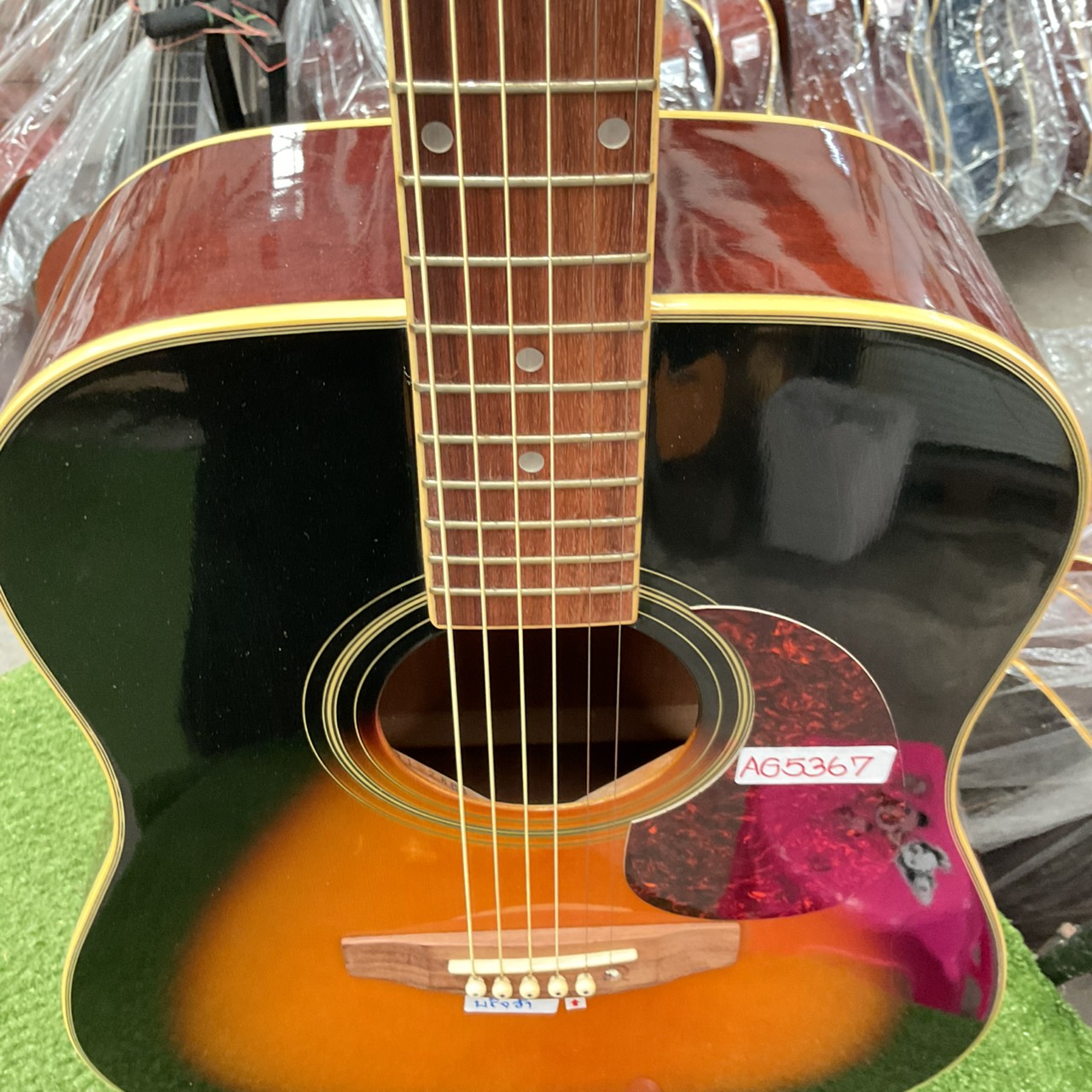 กีต้าร์โปร่ง Legend : LAW-25 BS