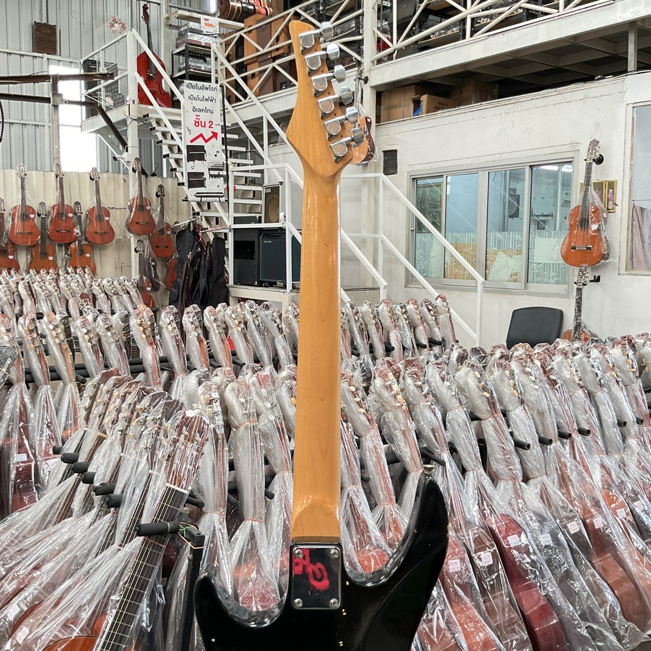 กีต้าร์ไฟฟ้า No Brand