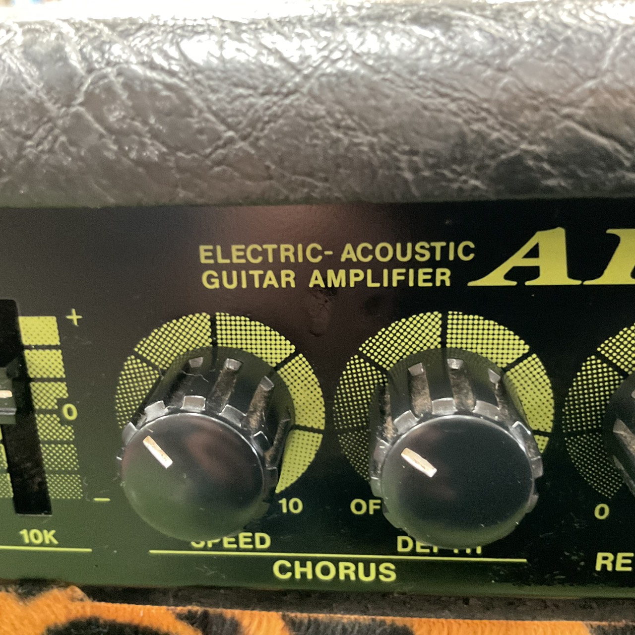 แอมป์กีต้าร์ YAMAHA : APG15