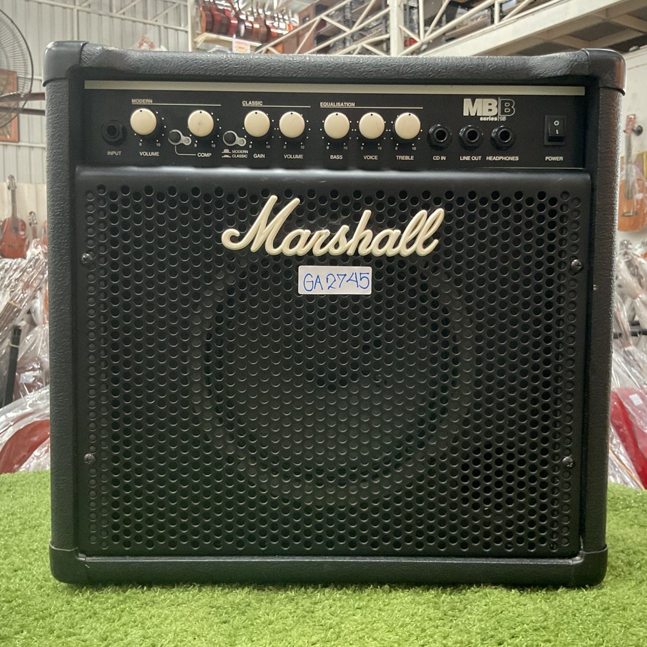 แอมป์เบส Marshall : MB15