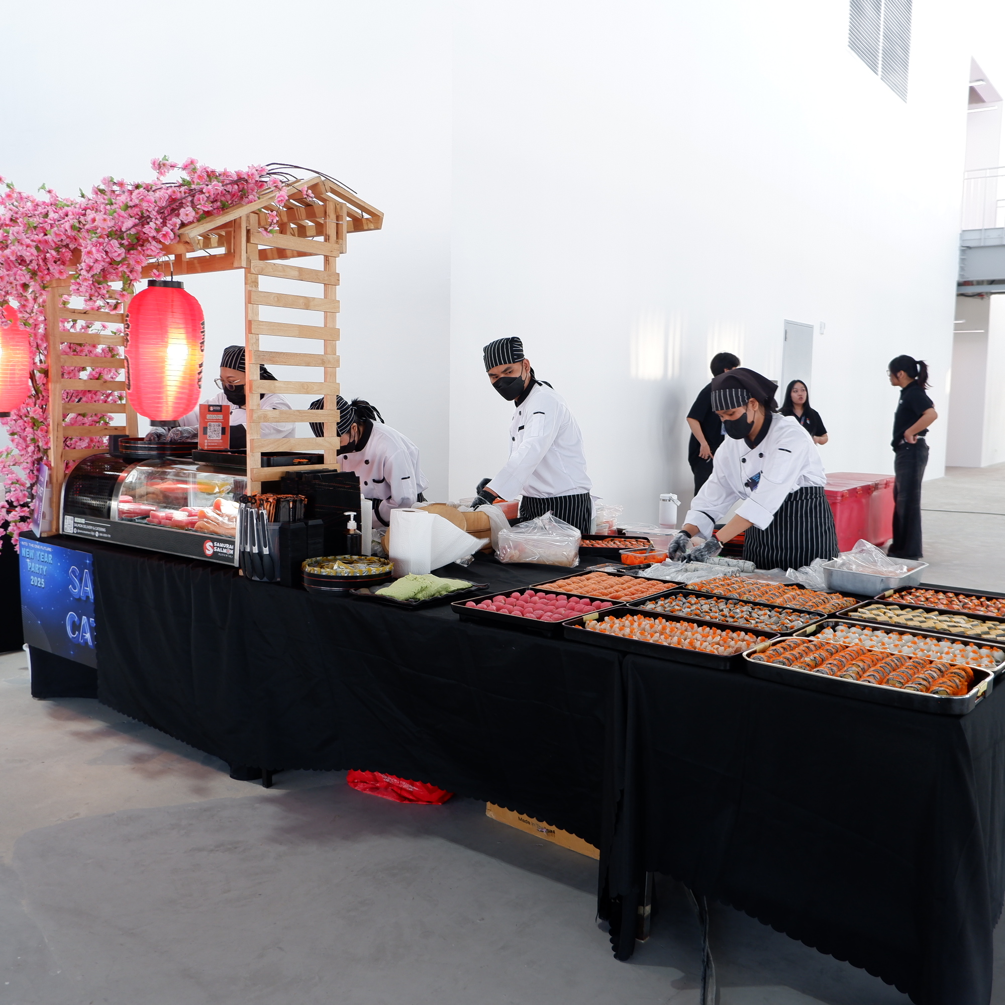 รับจัดเลี้ยงอาหารญี่ปุ่น ซูชิ ซาซิมิ แซลมอน นอกสถานที่ ณ One Bangkok เขตปทุมวัน