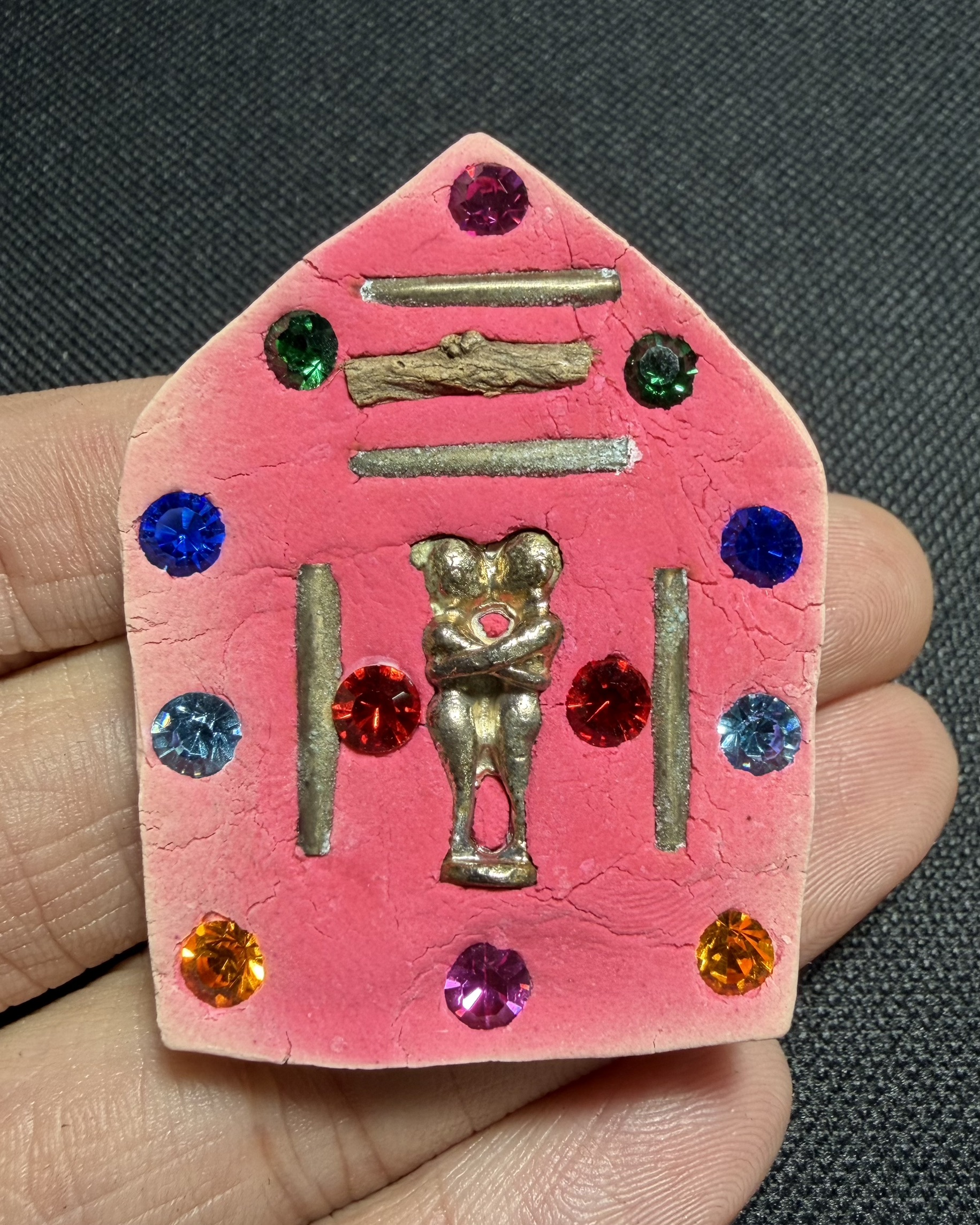 พญาเขาคำเขารักเขาหลง (สีชมพู) Golden Horn Prince. (pink color) SKU-03536