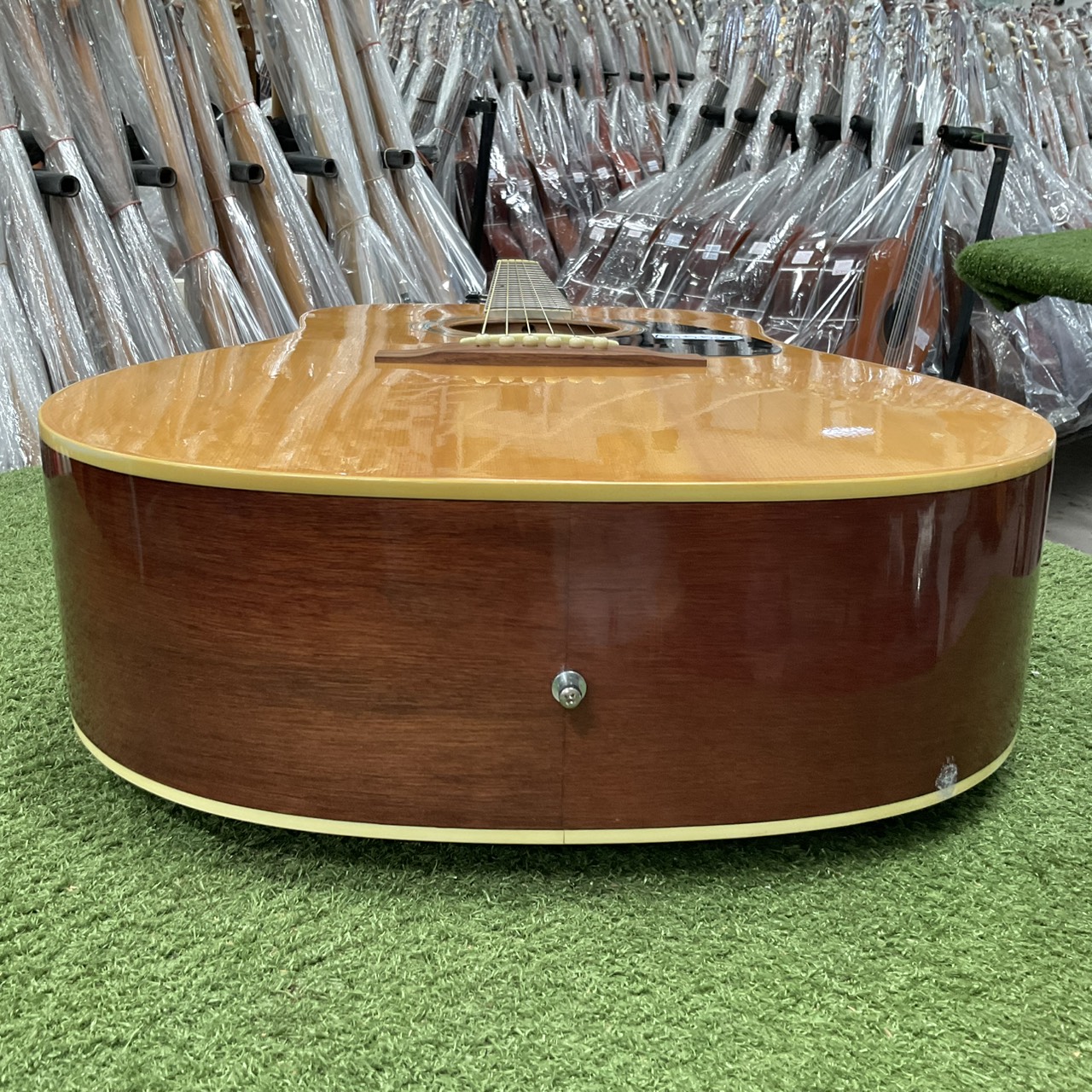 กีต้าร์โปร่ง Sepia Crue : W-250 N