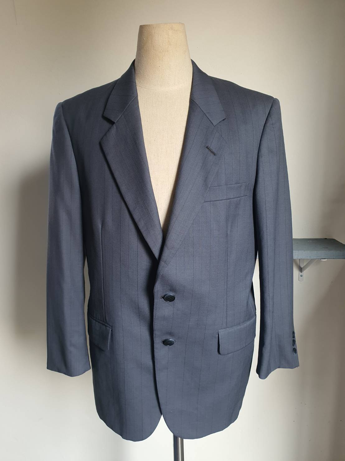 SUIT-B0001 เสื้อสูท มือสอง แบรนด์ สีเทาอมฟ้าคราม อก 40 นิ้ว