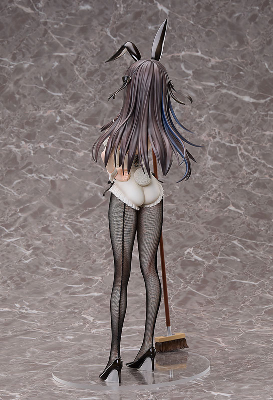 I May Be a Guild Receptionist, But I'll Solo Any Boss to Clock Out on Time Alina Clover Bunny Ver. 1/4 Figure(Pre-order)