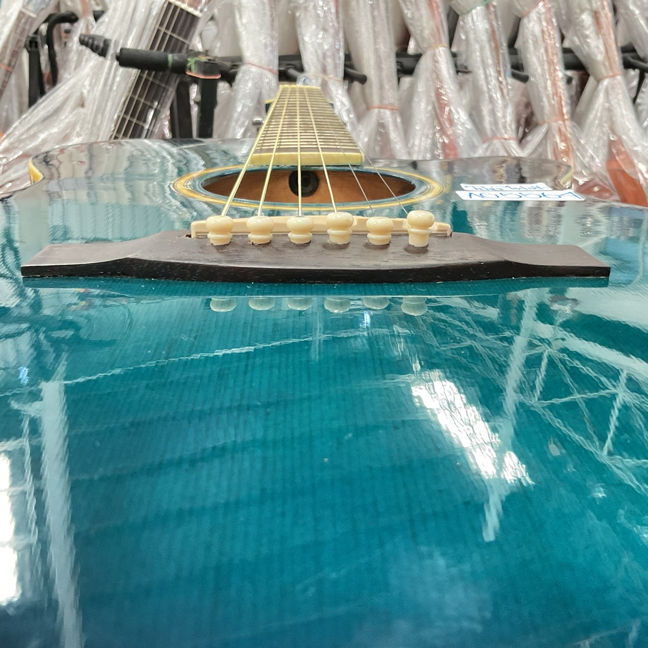 กีต้าร์โปร่งไฟฟ้า Sepia Crue : EAW-180-BLS