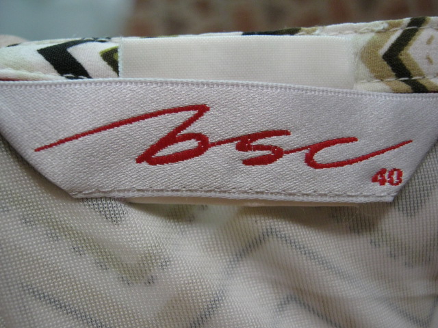 FF01305 กระโปรง มือสอง แบรนด์ bsc "เอว 26 นิ้ว "
