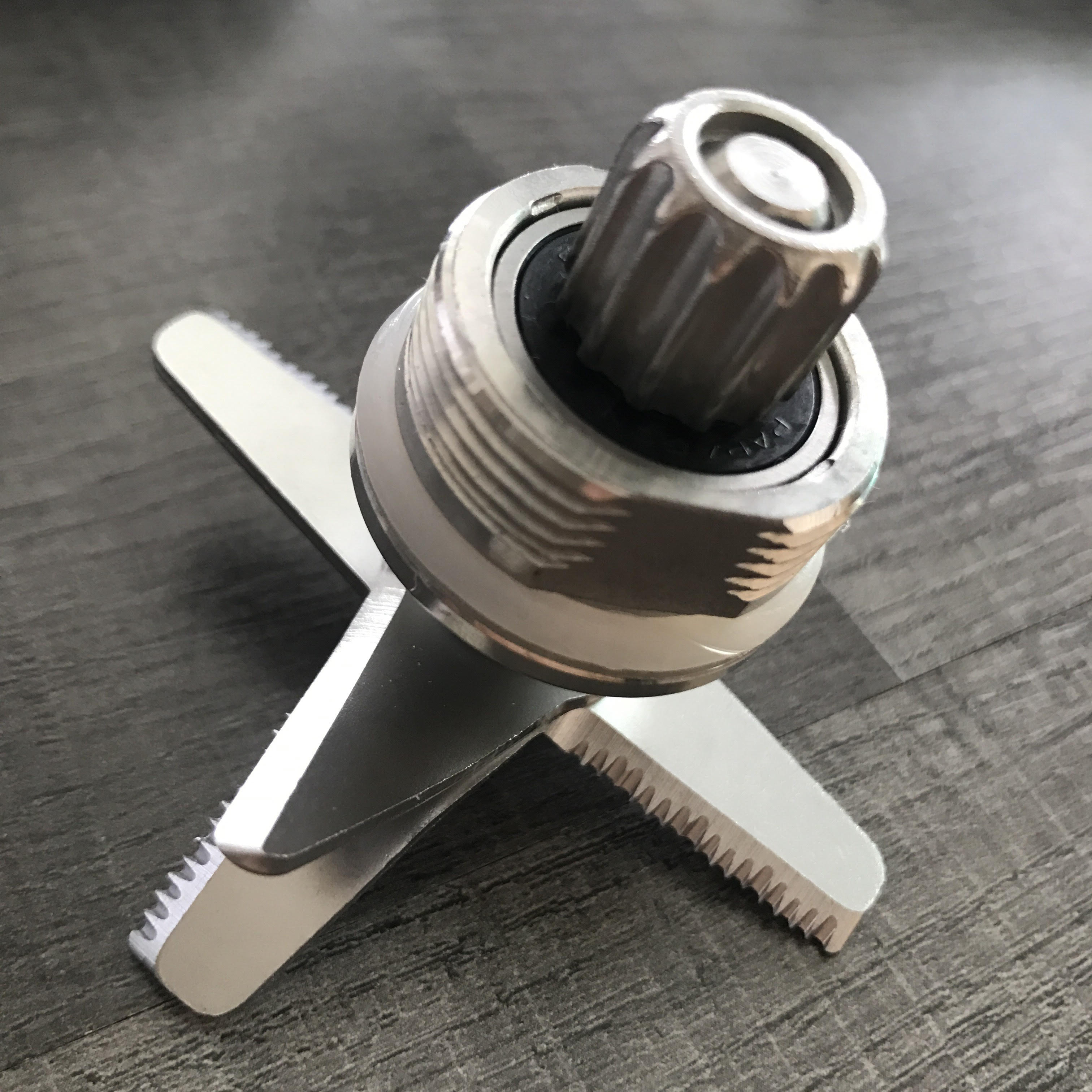 ชุดใบมีดเฟืองใต้เฟืองเป็นจีบรอบ CLEO รหัส 05