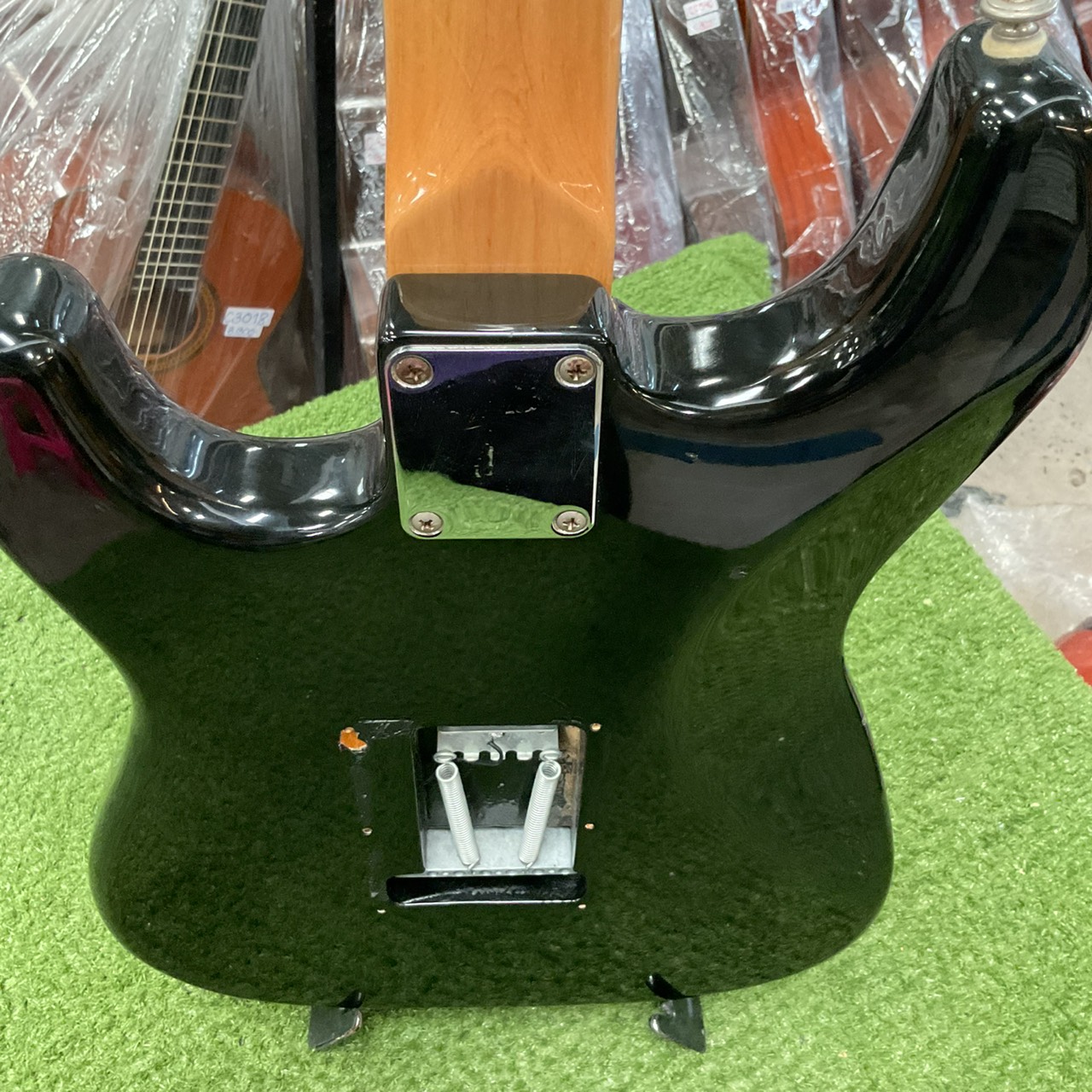 กีต้าร์ไฟฟ้า BUSKER'S