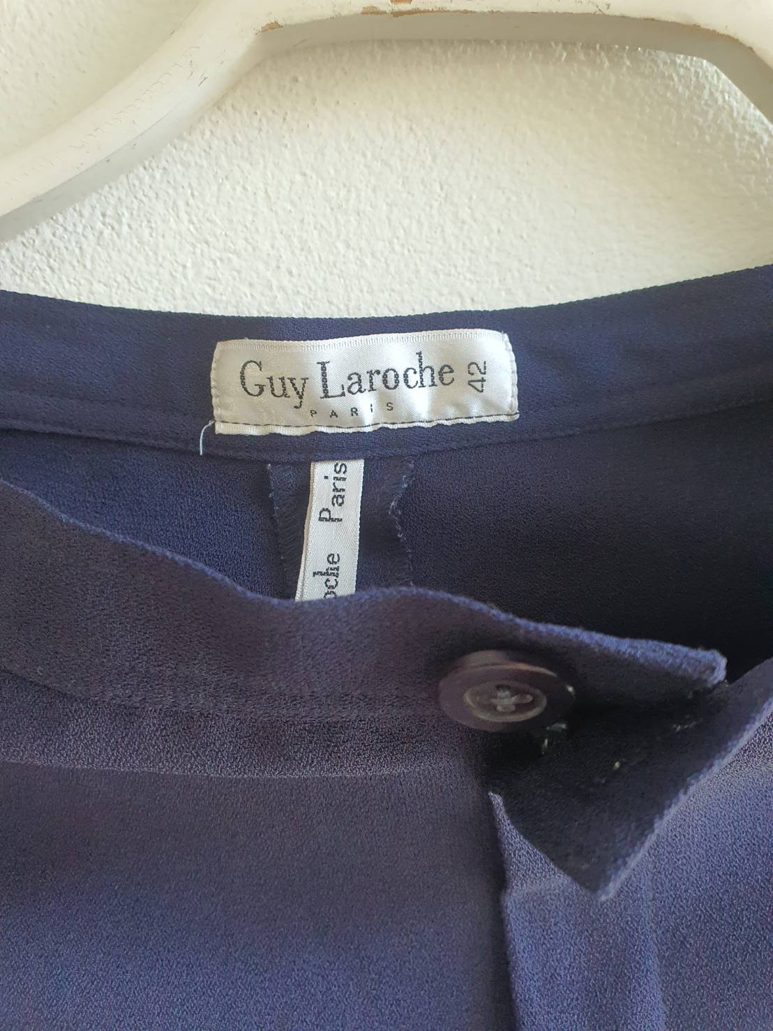 FF06210 ชุดสูทหญิง สีน้ำเงิน กรมท่า มือสอง แบรนด์ Guy Laroche อก 39 นิ้ว
