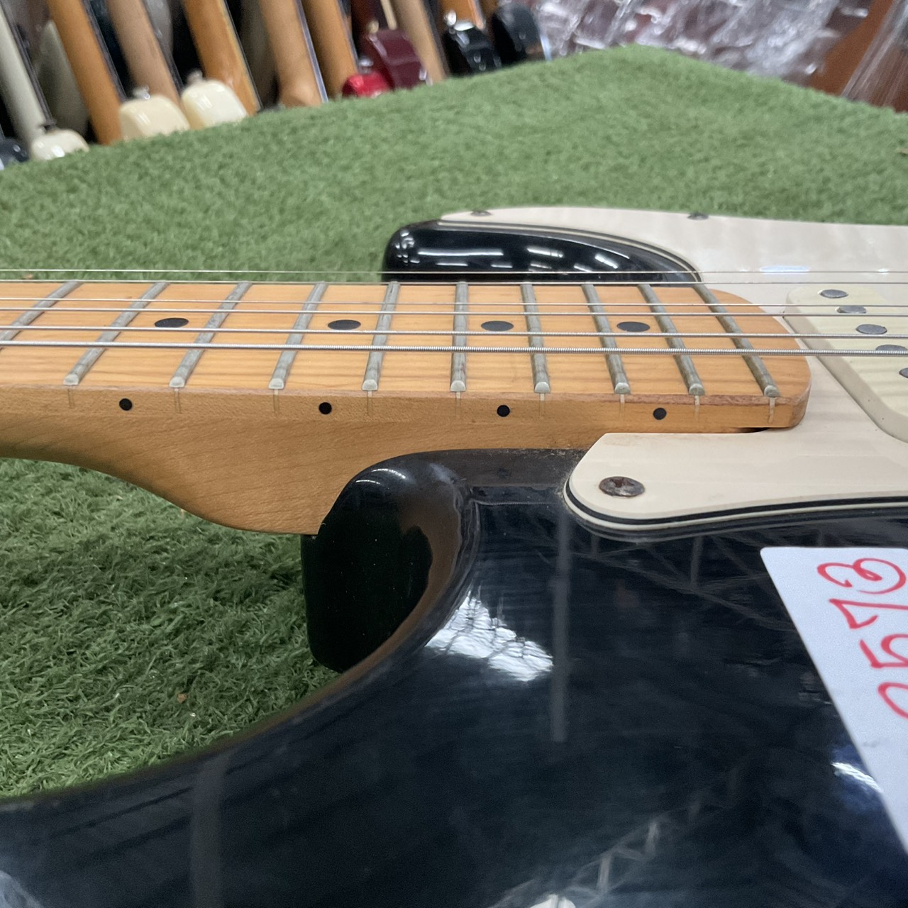 กีต้าร์ไฟฟ้า PhotoGenic