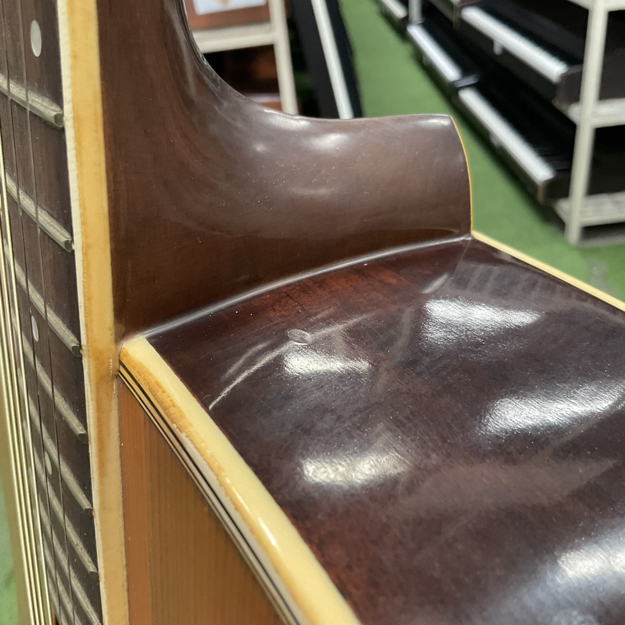 กีต้าร์โปร่ง Morris : W-20