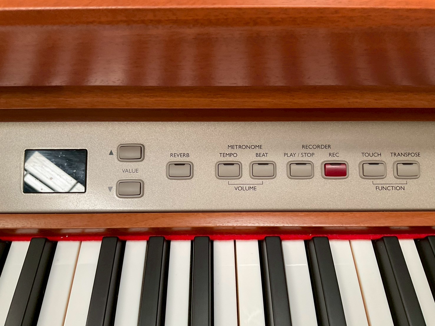 เปียโน KAWAI : L51 สินค้าไม่พร้อมใช้งาน (ต้องซ่อม)