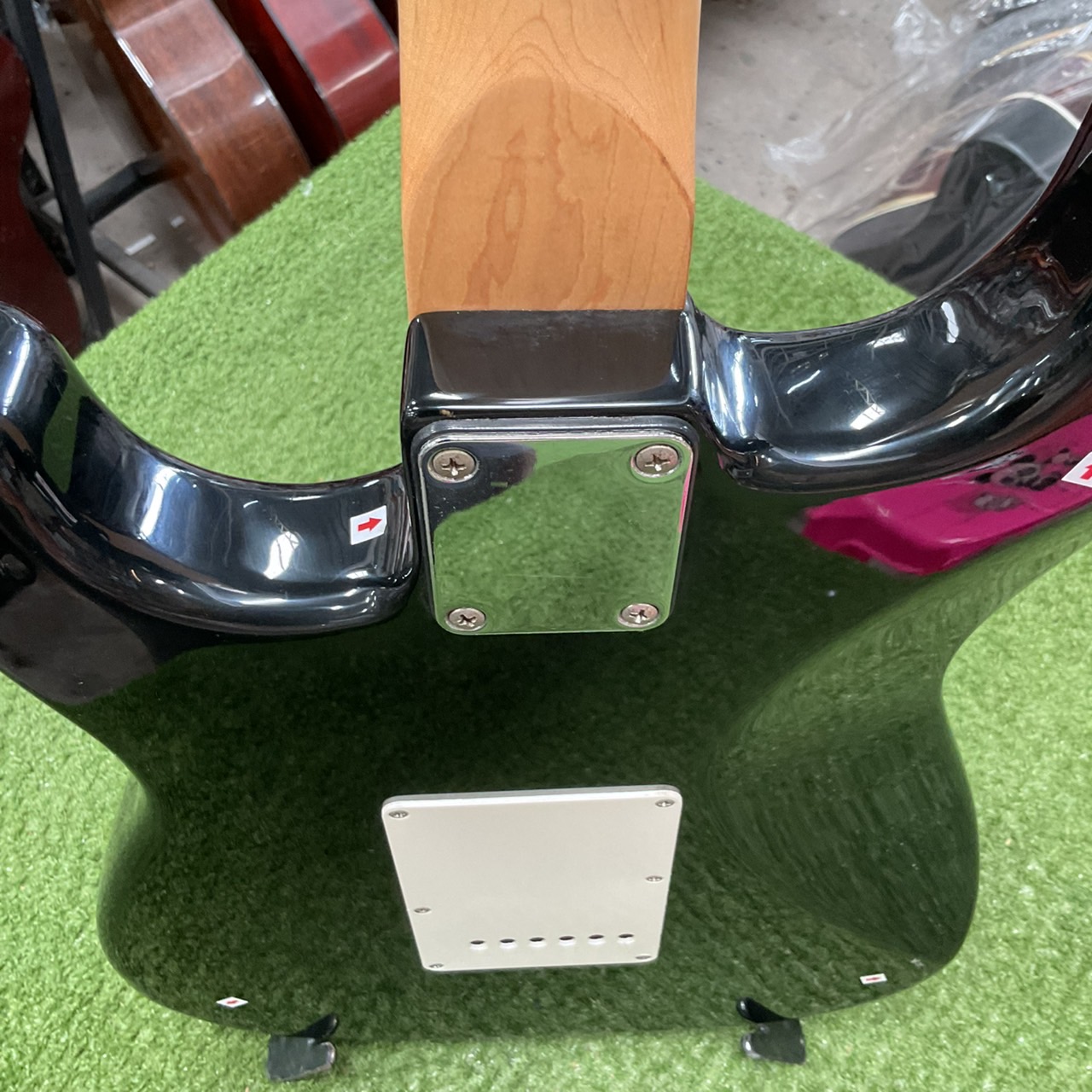 กีต้าร์ไฟฟ้า Legend