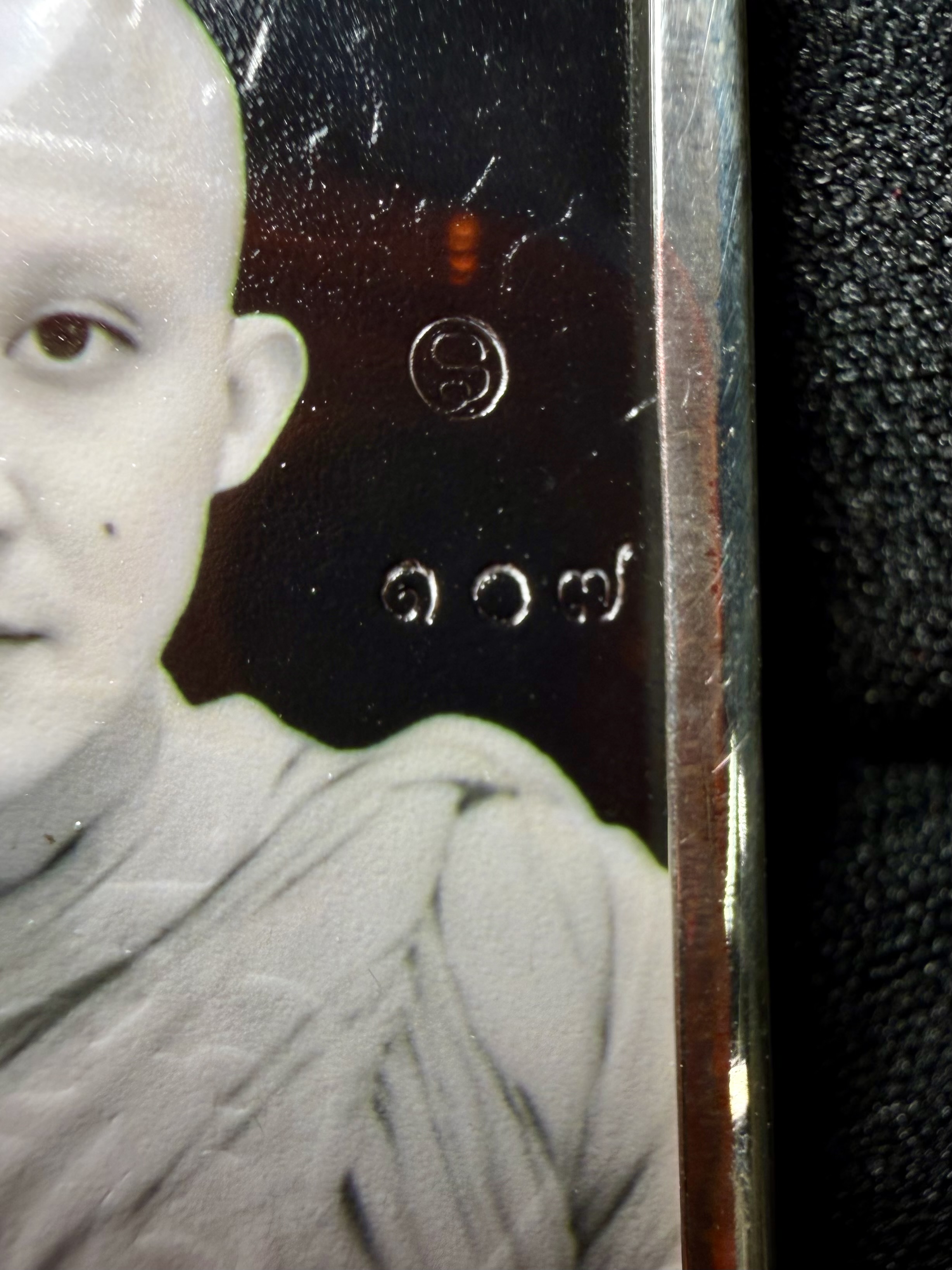รูปถ่ายหลวงพ่อชำนาญ (รุ่น:หน้าหนุ่ม,เลี่ยมถังเงิน) Luang Por Chamnan Portrait (series:young face,with silver tank frame) SKU-04017