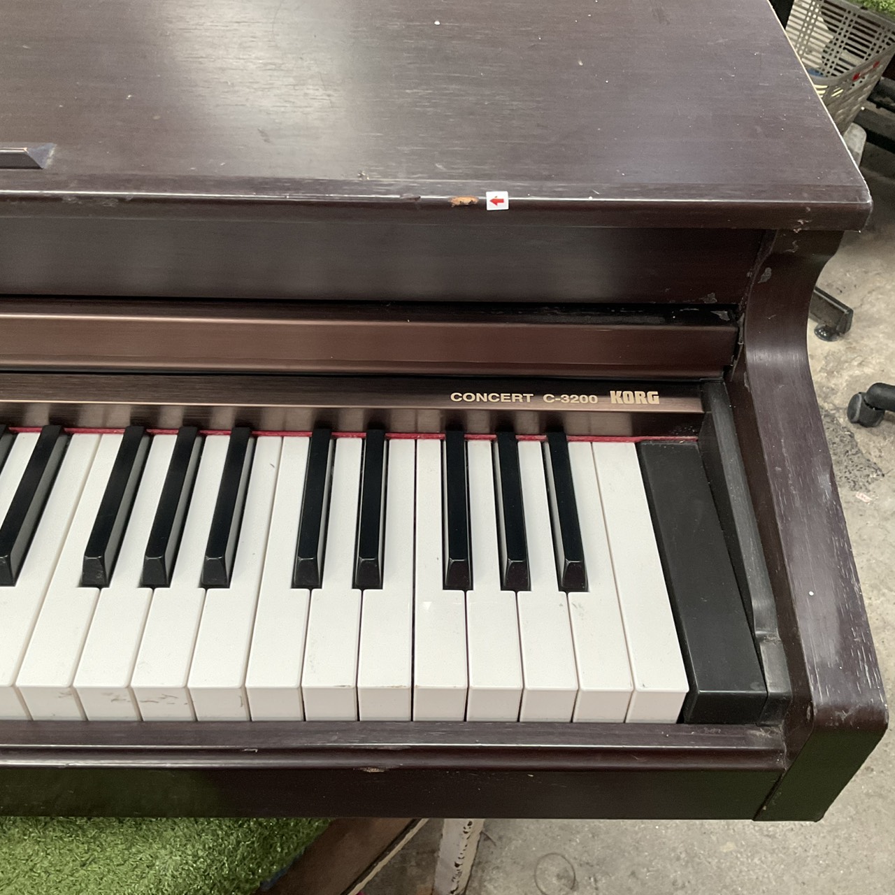 เปียโน KORG : C-3200