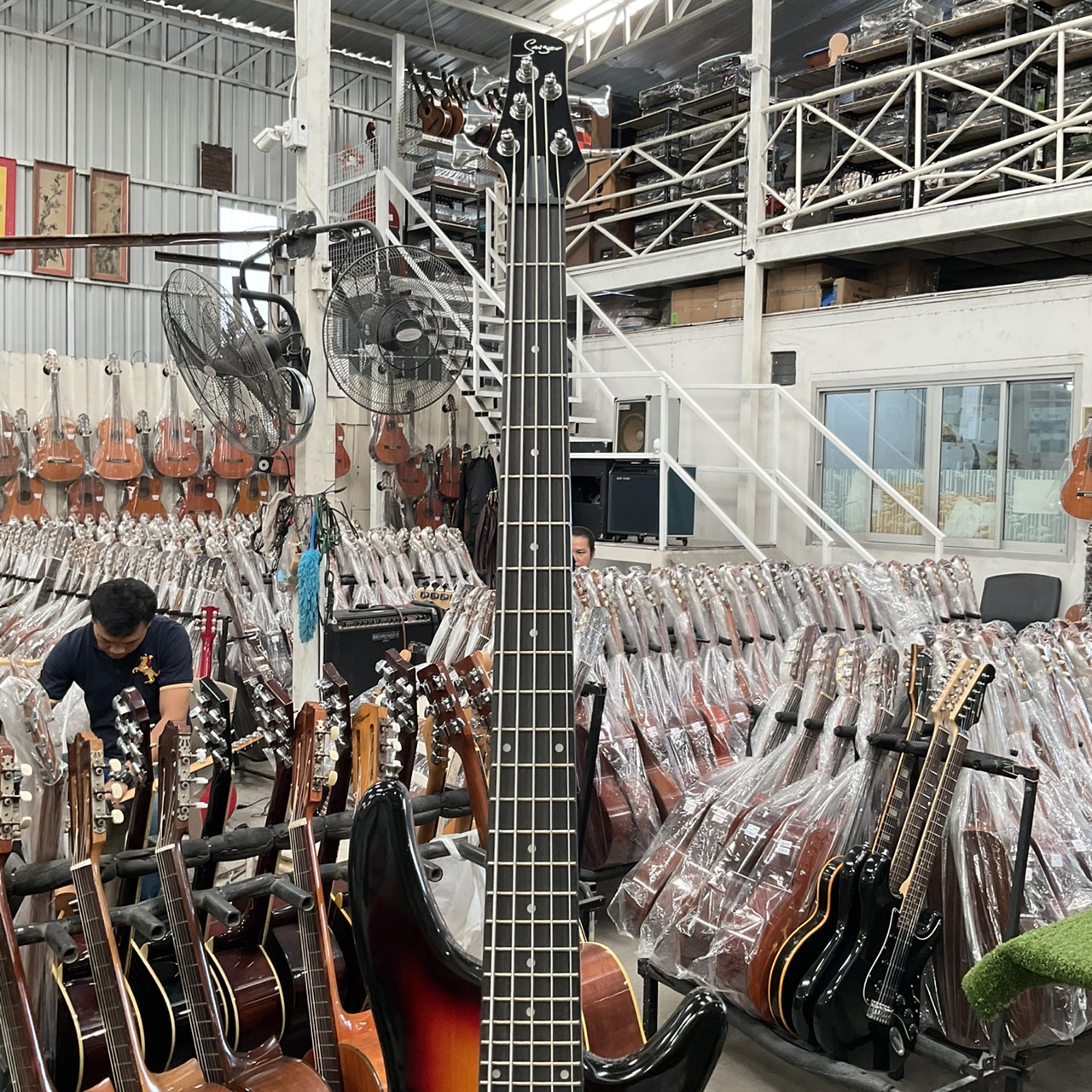 กีต้าร์เบส Sni jer (Gion) - 5 สาย