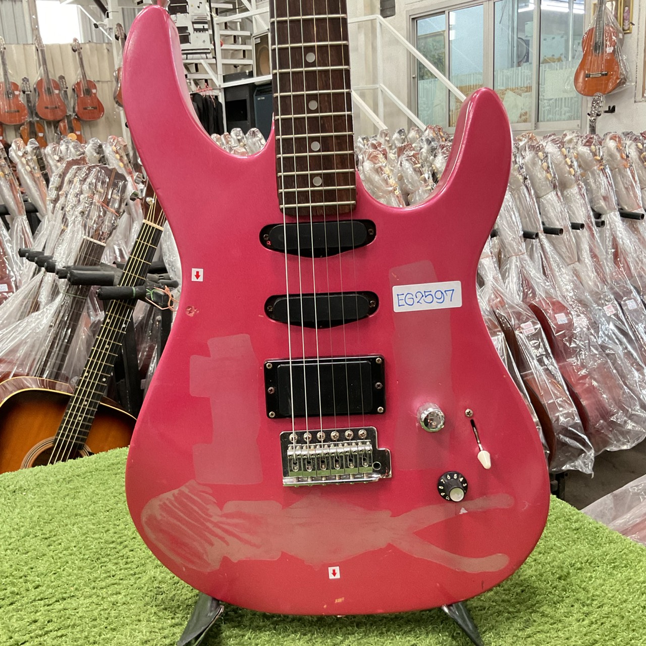 กีต้าร์ไฟฟ้า No Brand