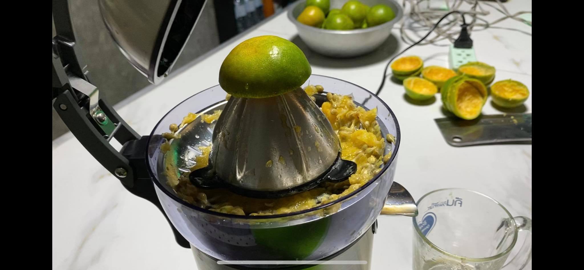 เครื่องคั้นน้ำส้ม เครื่องคั้นน้ำมะนาว ROCCO กำลังไฟ 130 วัต