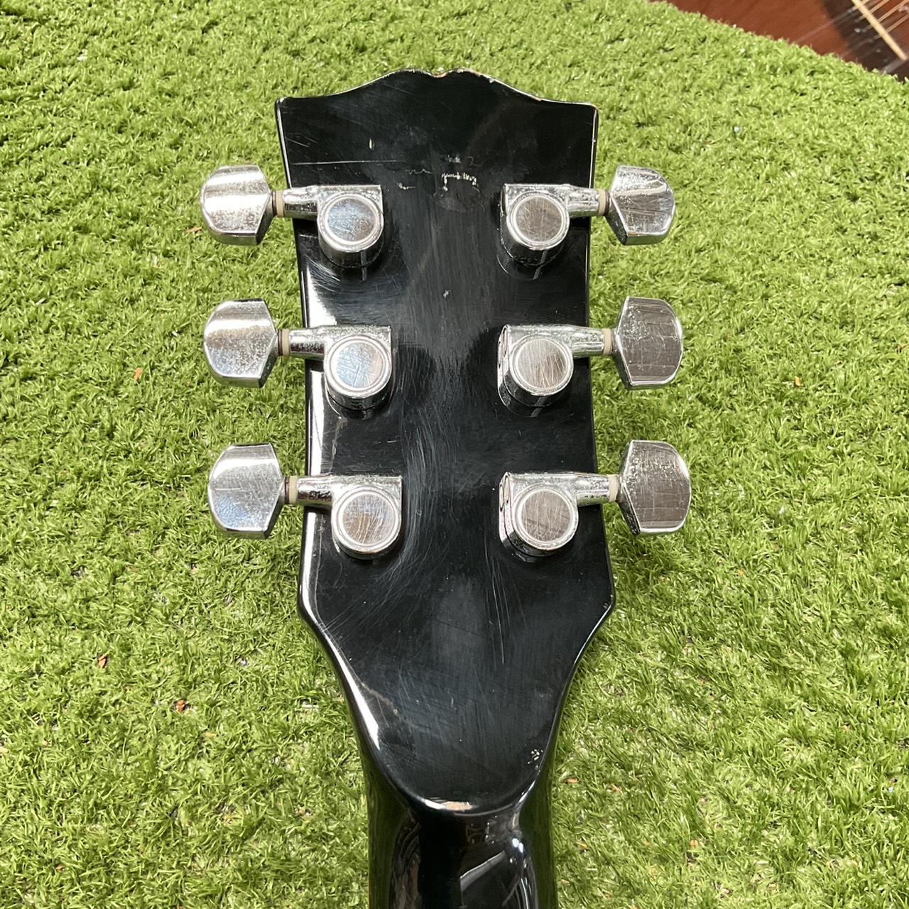 กีต้าร์ไฟฟ้า Grass Roots