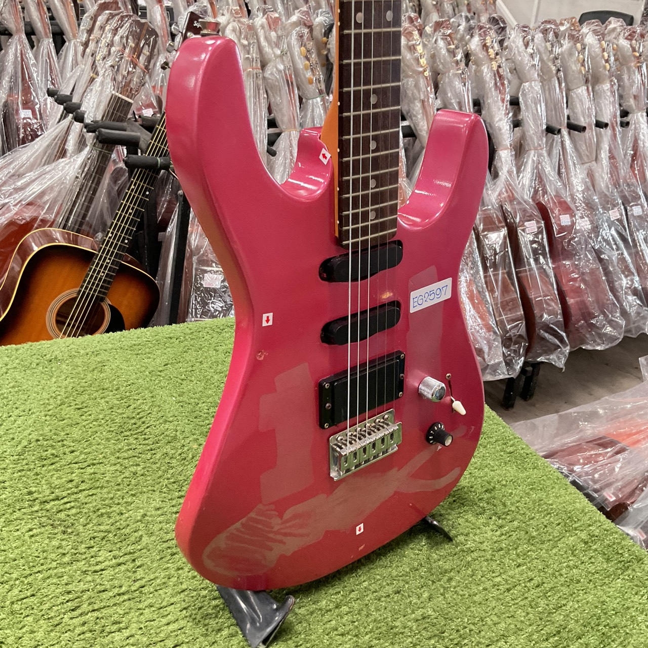 กีต้าร์ไฟฟ้า No Brand