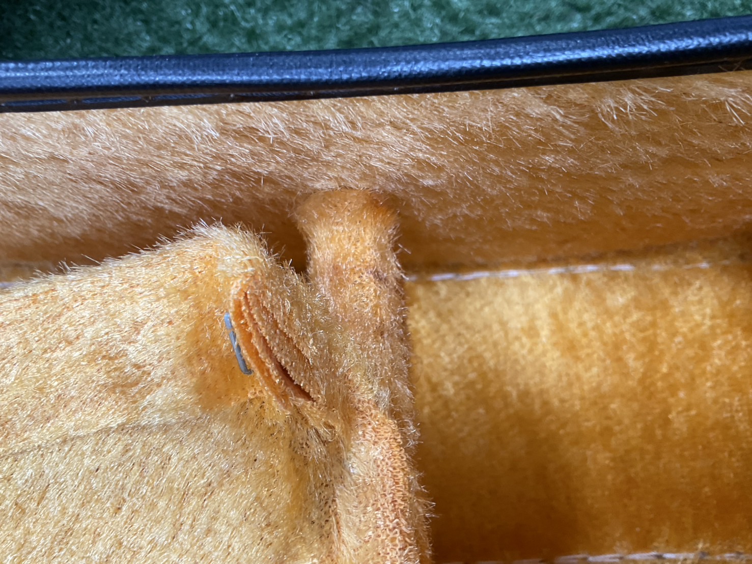 กล่องเคสกีต้าร์คลาสสิค