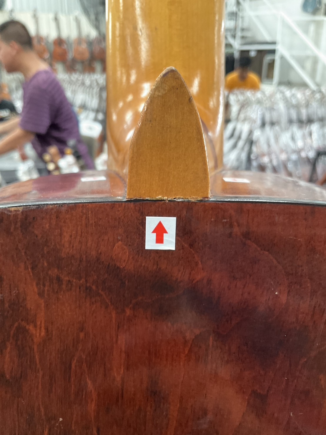 กีต้าร์คลาสสิค ยี่ห้อตามภาพ