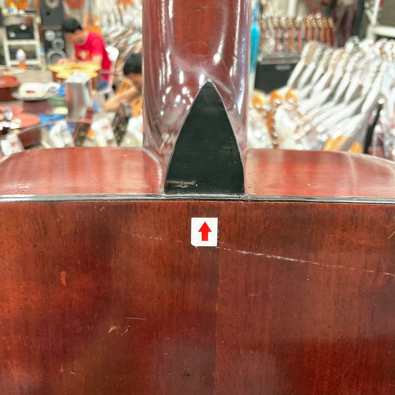 กีต้าร์โปร่ง Ariana : A790