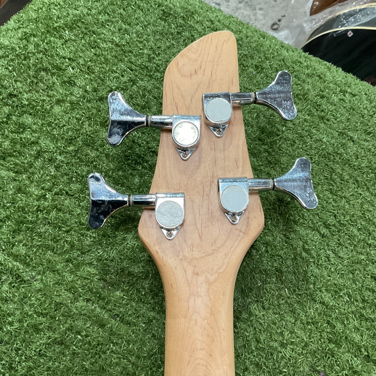 กีต้าร์เบส Aria Pro II