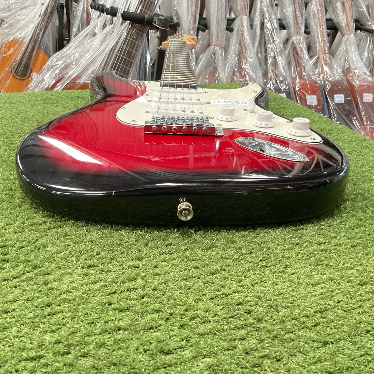 กีต้าร์ไฟฟ้า SELDER