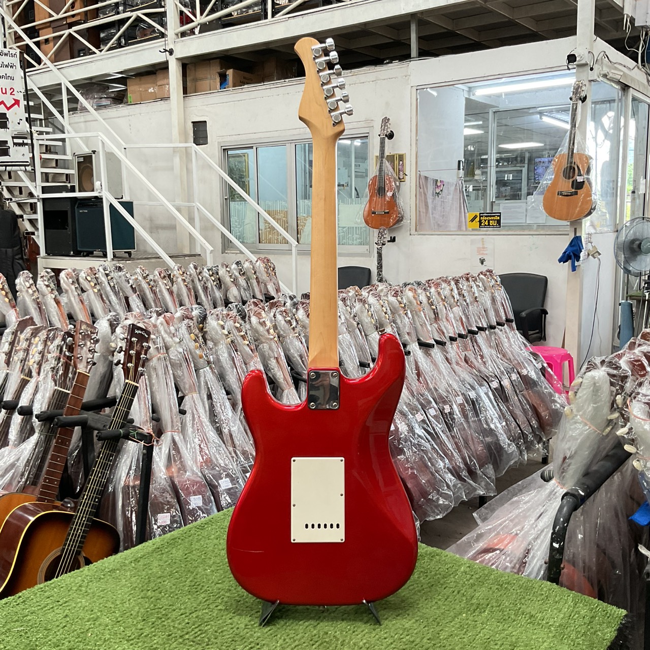 กีต้าร์ไฟฟ้า Bacchus : UNIVERSE