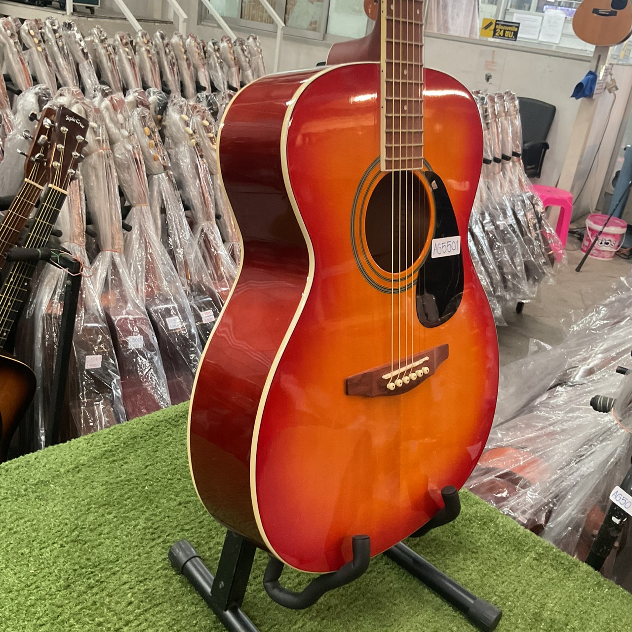 กีต้าร์โปร่ง Falcon : FSG-1F CAO