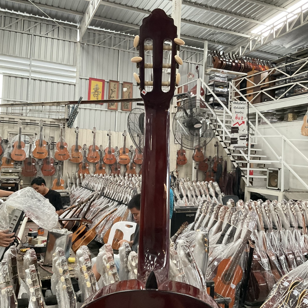 กีต้าร์คลาสสิค Valencia : CG-160