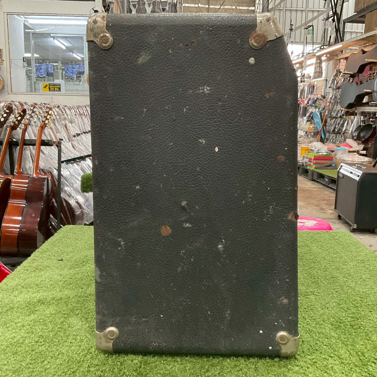 แอมป์กีต้าร์ YAMAHA : F100-112