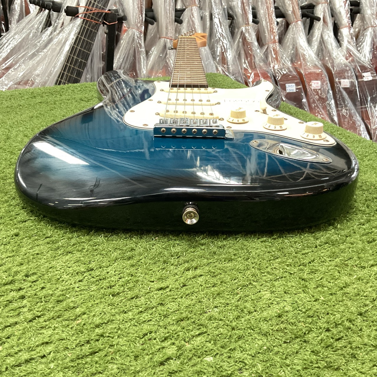 กีต้าร์ไฟฟ้า SELDER