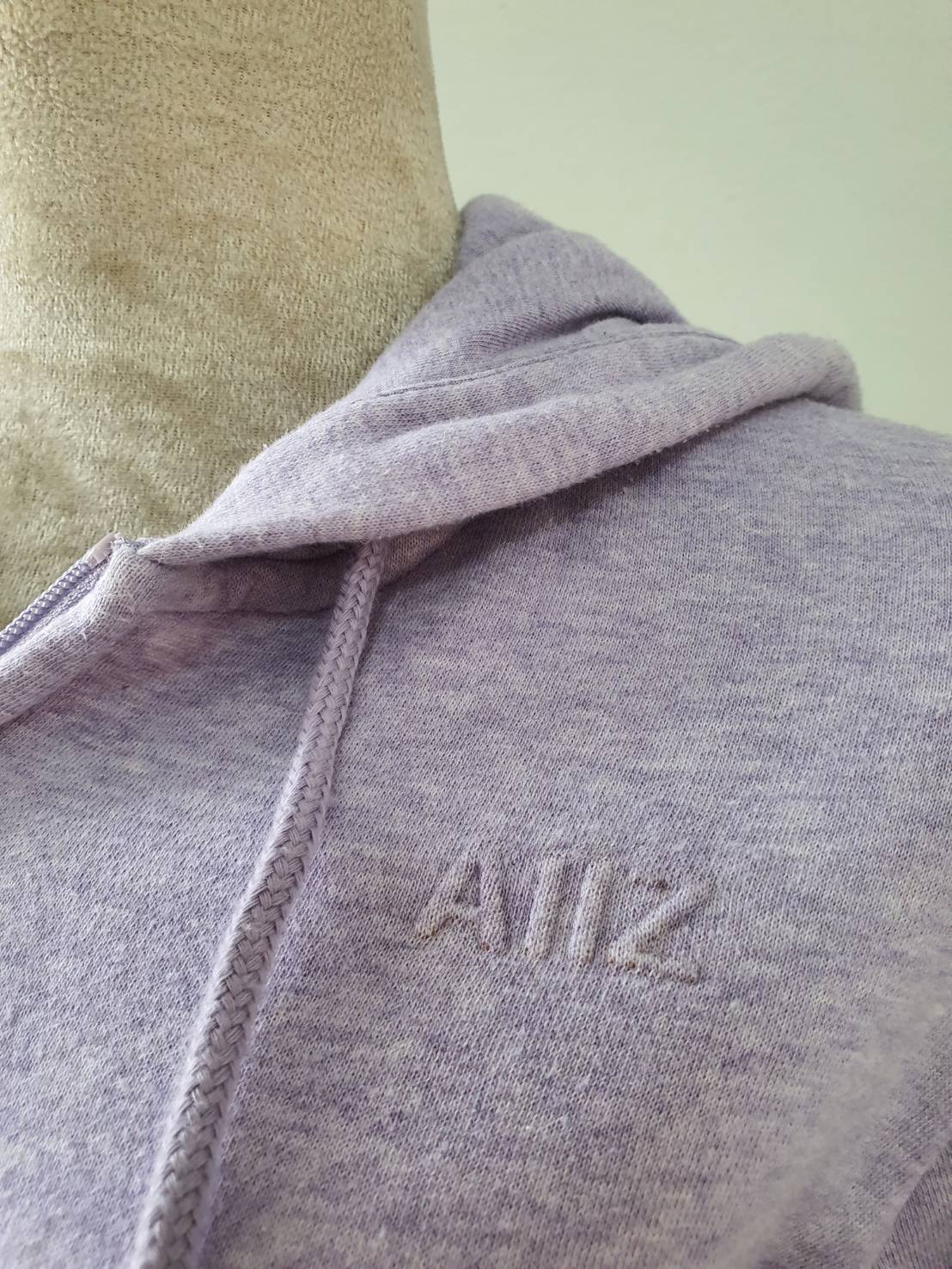 FF06032 เสื้อคลุม มีฮูด สีม่วง มือสอง AIIZ อก 40-42 นิ้ว