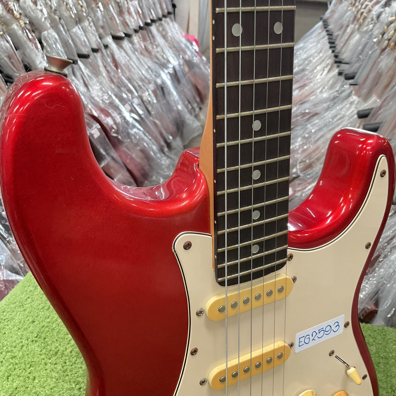 กีต้าร์ไฟฟ้า Bacchus : UNIVERSE