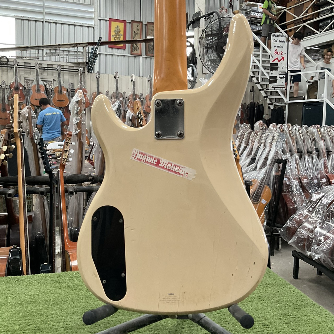 กีต้าร์เบส YAMAHA : RBX MS200