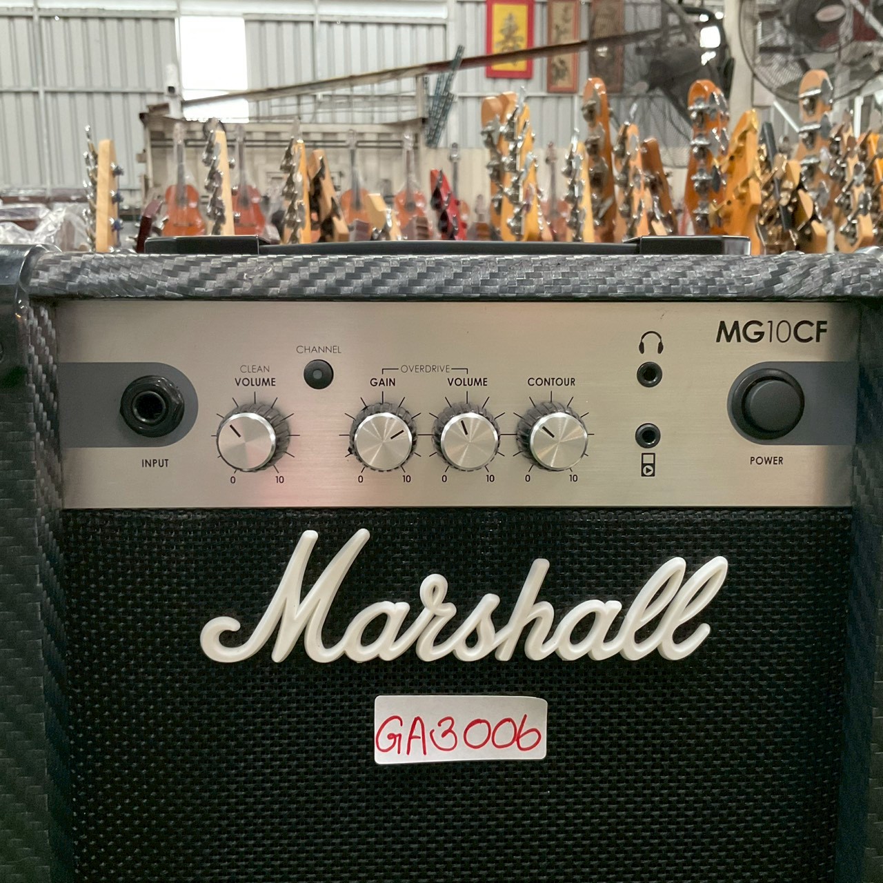 แอมป์กีต้าร์ Marshall : MG10CF
