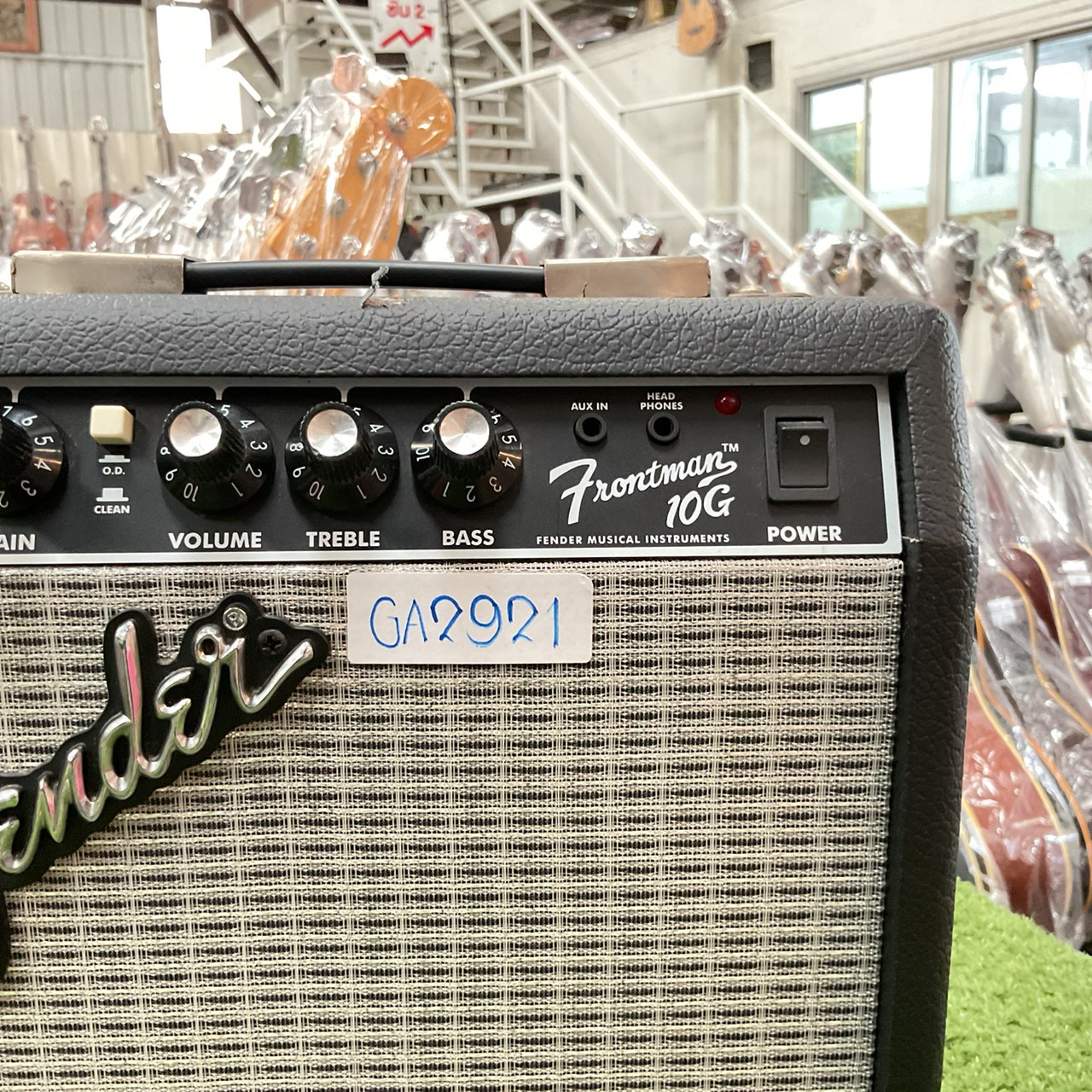 แอมป์กีต้าร์ FENDER : FRONTMAN 10G