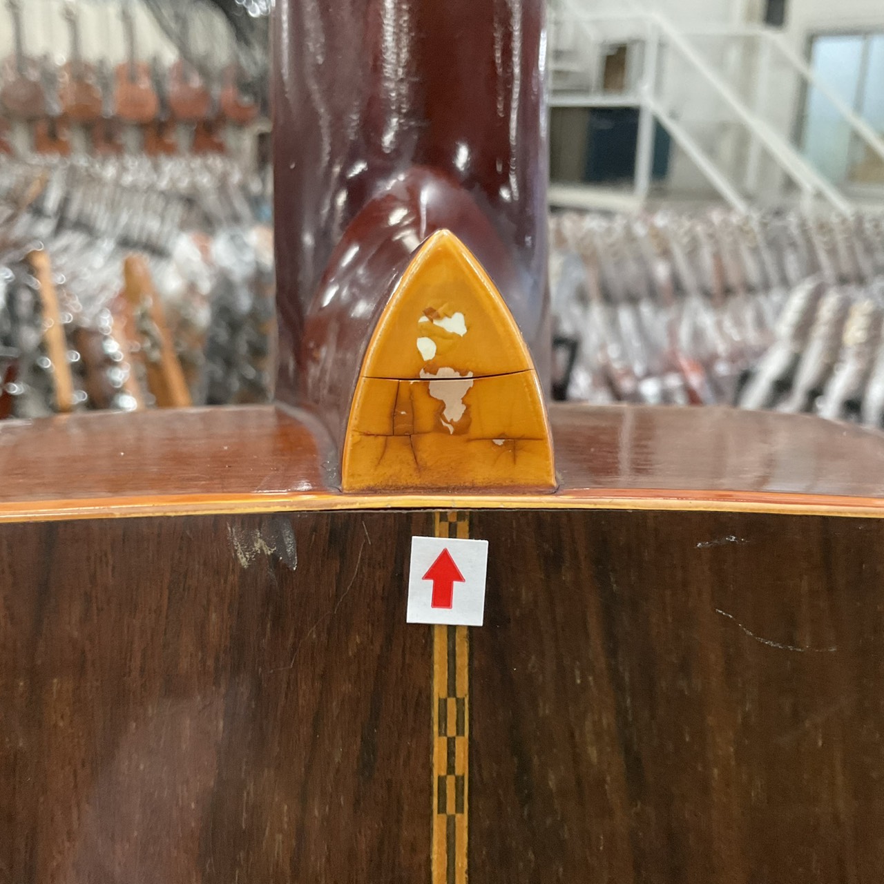 กีต้าร์โปร่ง Morris : W-25