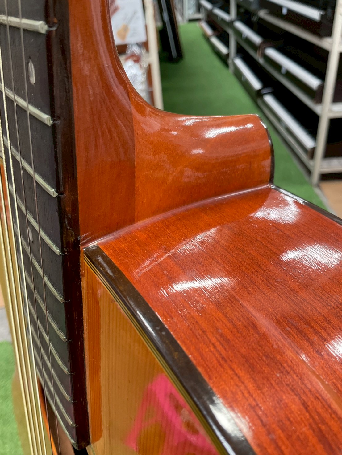 กีต้าร์โปร่ง Hamox Deluxe