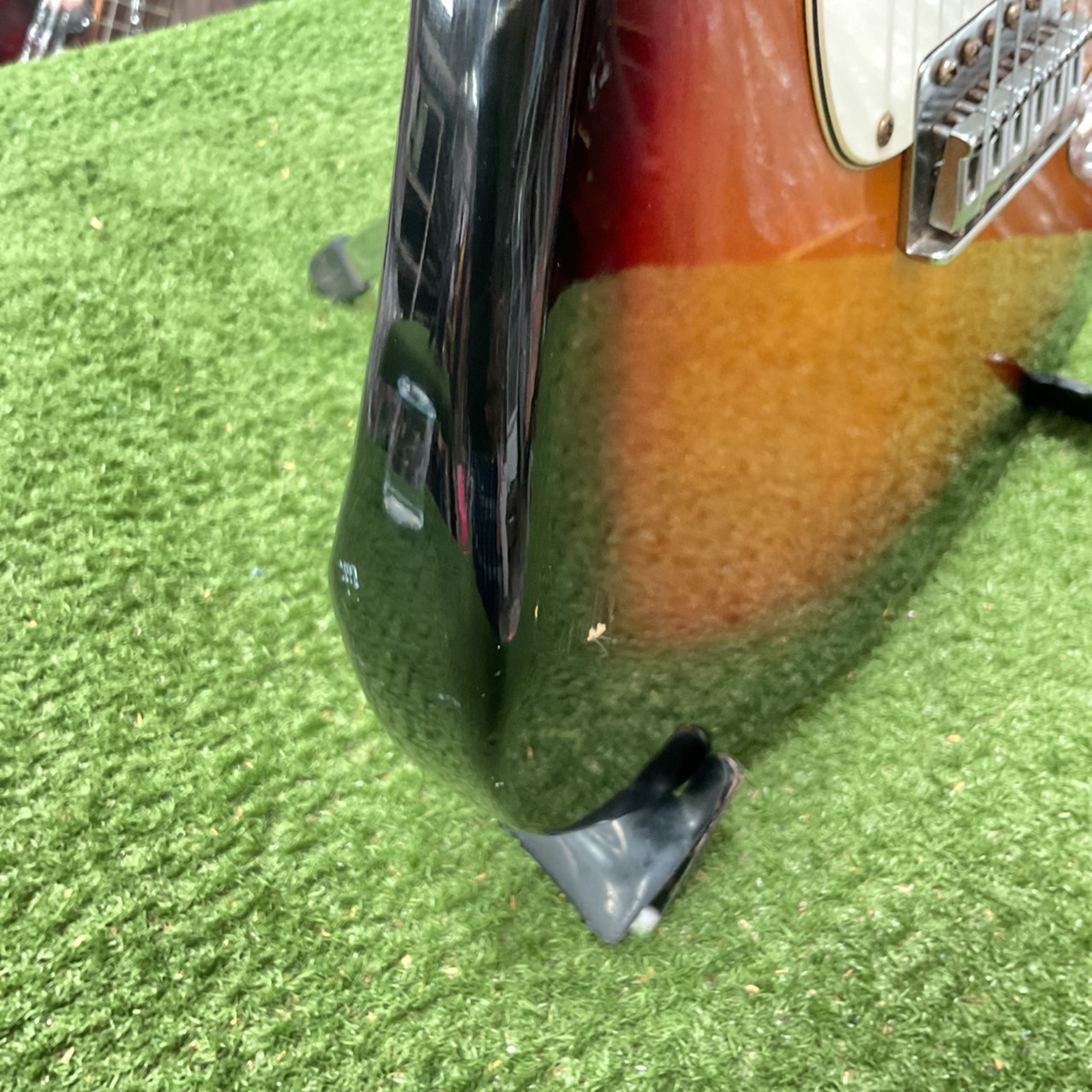 กีต้าร์ไฟฟ้า SOLFEGE