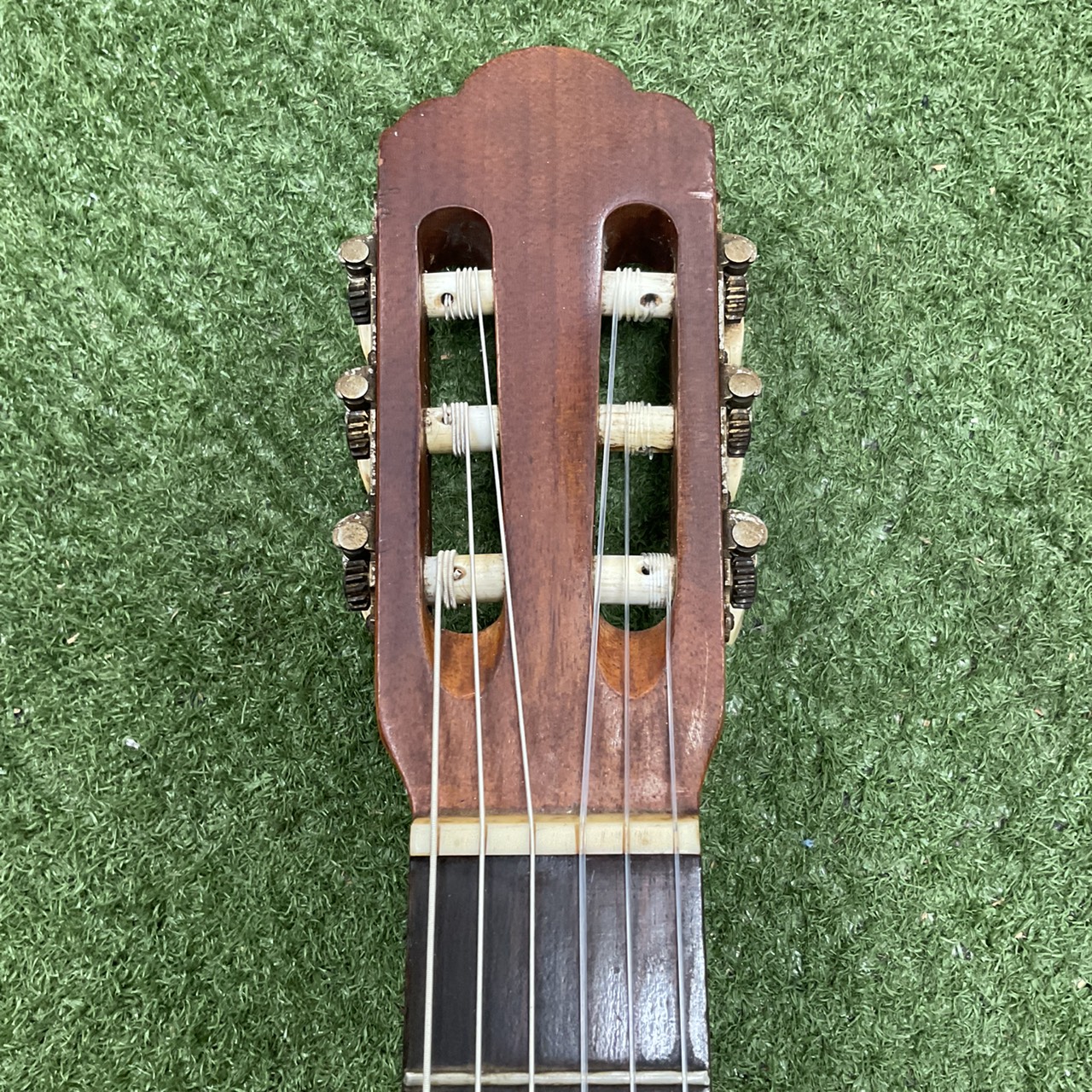 กีต้าร์คลาสสิค SUZUKI : No.40