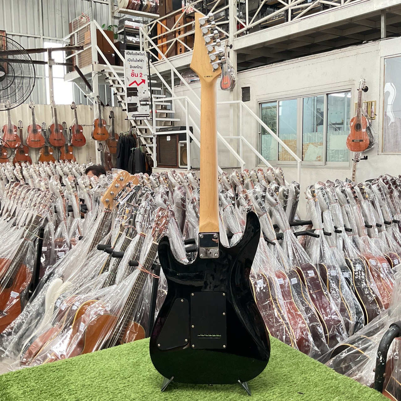 กีต้าร์ไฟฟ้า Bill's Brothers