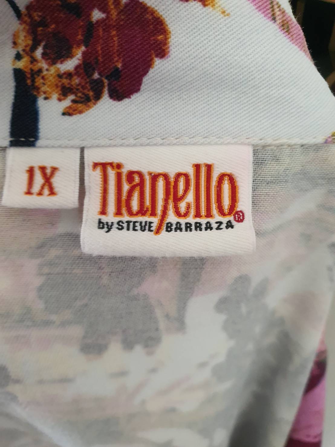 FF06217 เสื้อเชิ้ตฮาวาย แขนยาว Tianello อก 57 นิ้ว