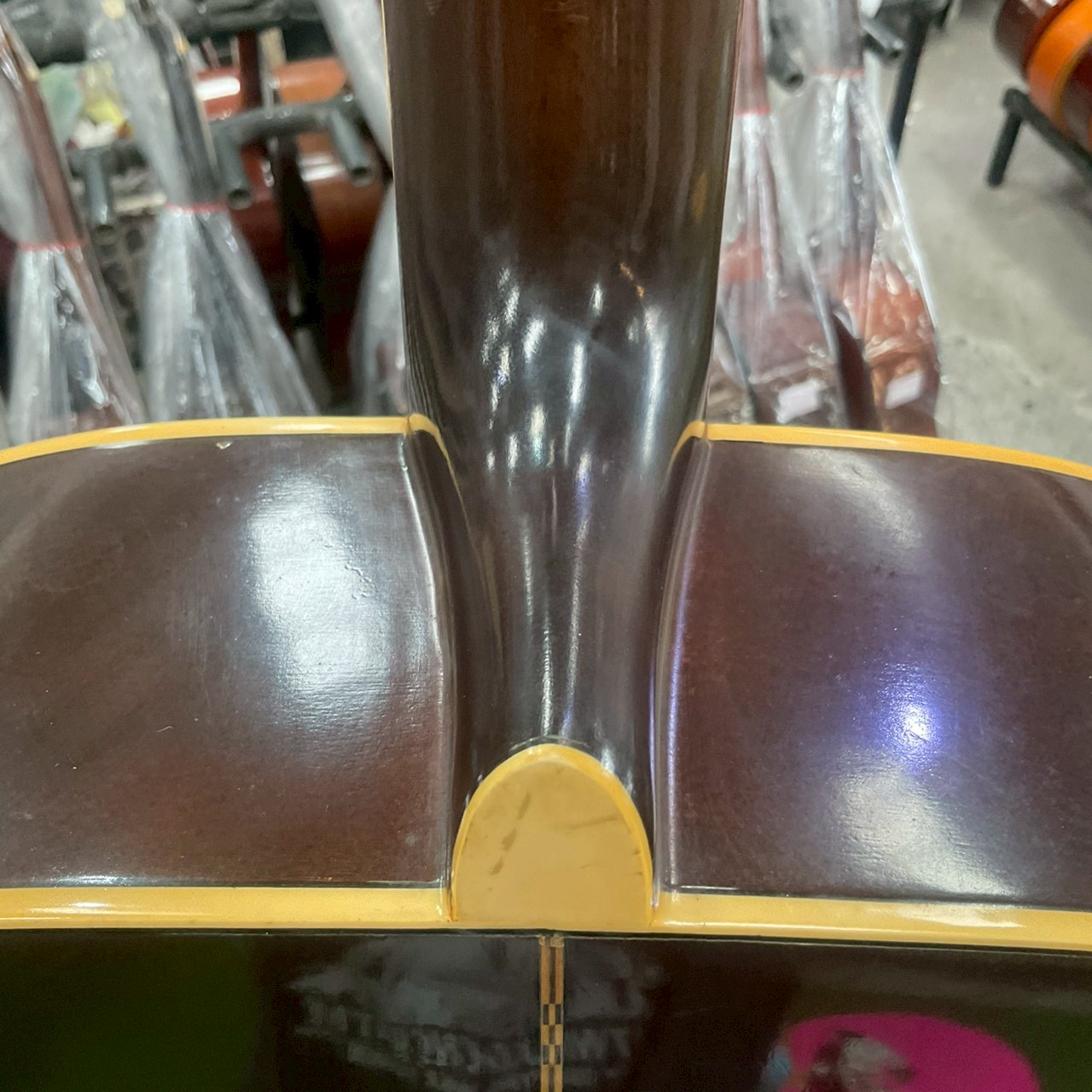 กีต้าร์โปร่ง YAMAHA : FG-201B