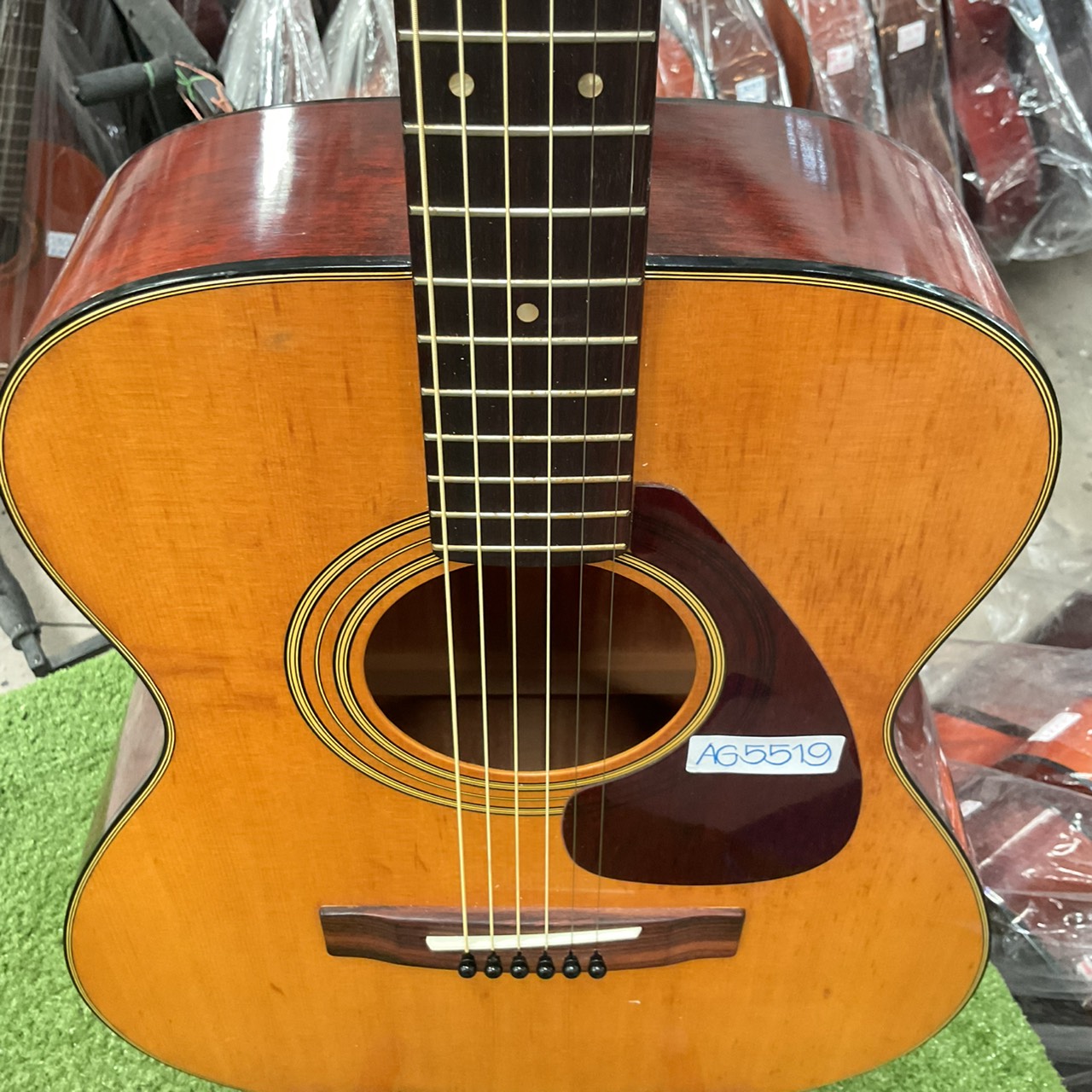 กีต้าร์โปร่ง YAMAHA : FG-170