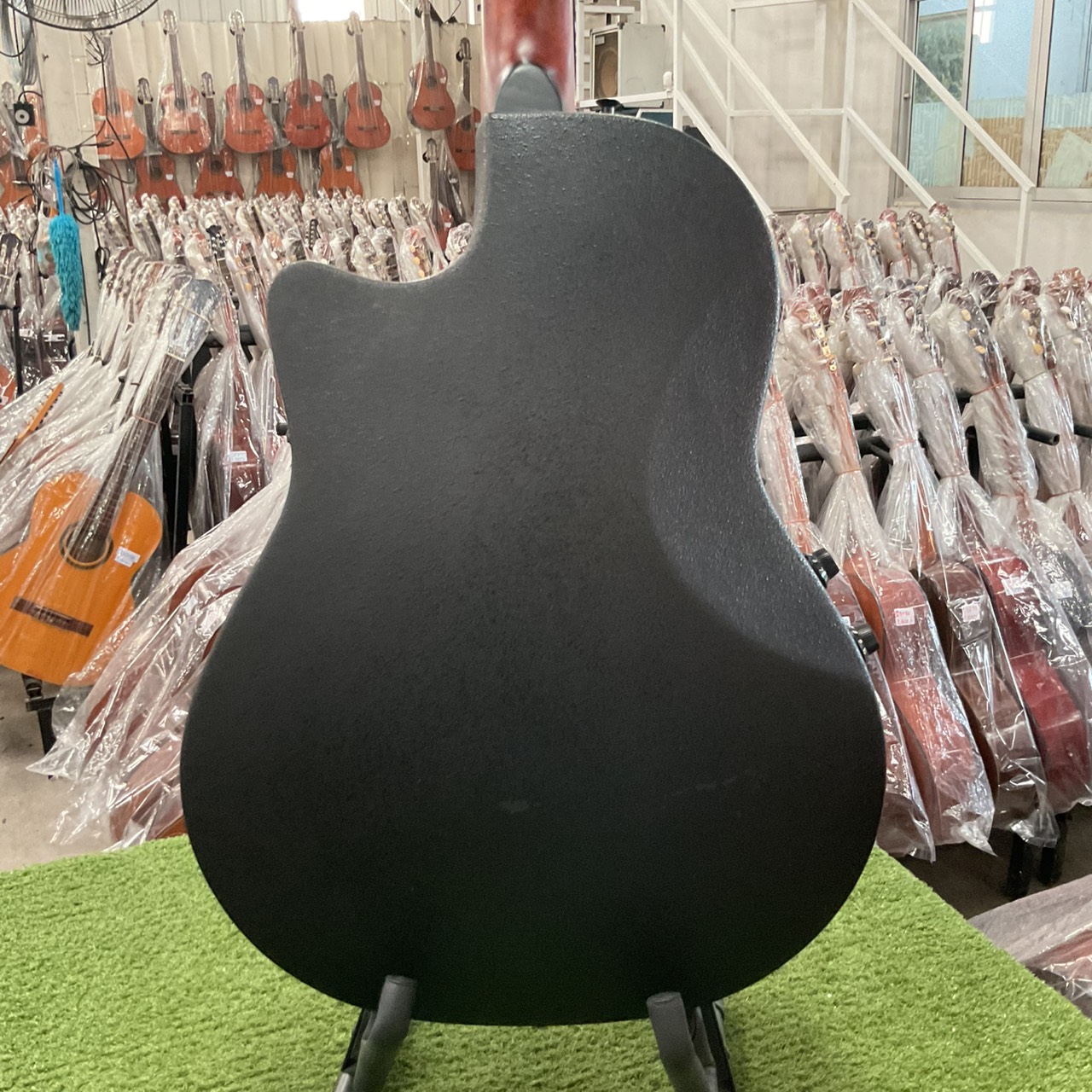 กีต้าร์โปร่งไฟฟ้า Stafford&Co. : SE-350