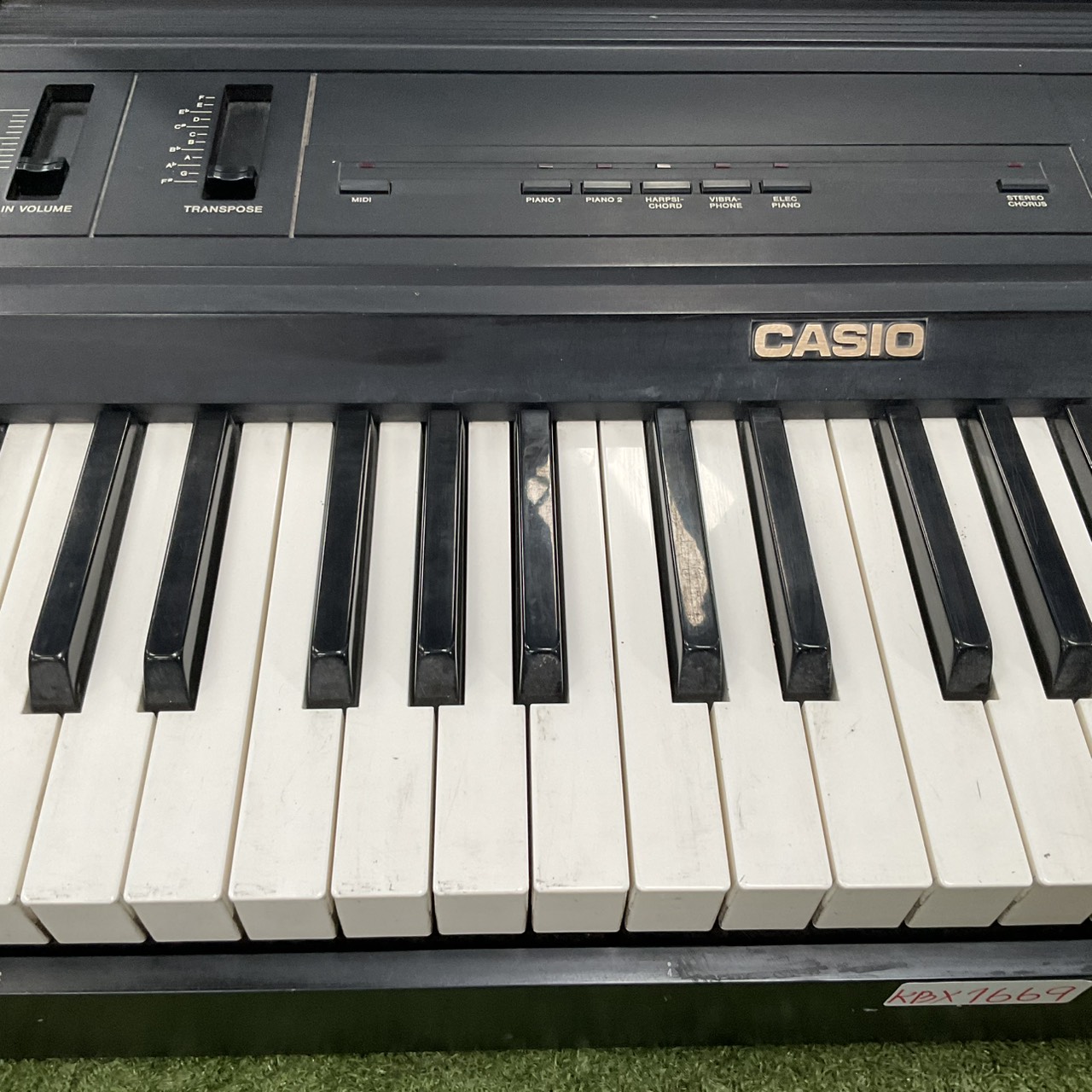 เปียโน CASIO : CDP-3000A สินค้าไม่พร้อมใช้งาน (ต้องซ่อม)